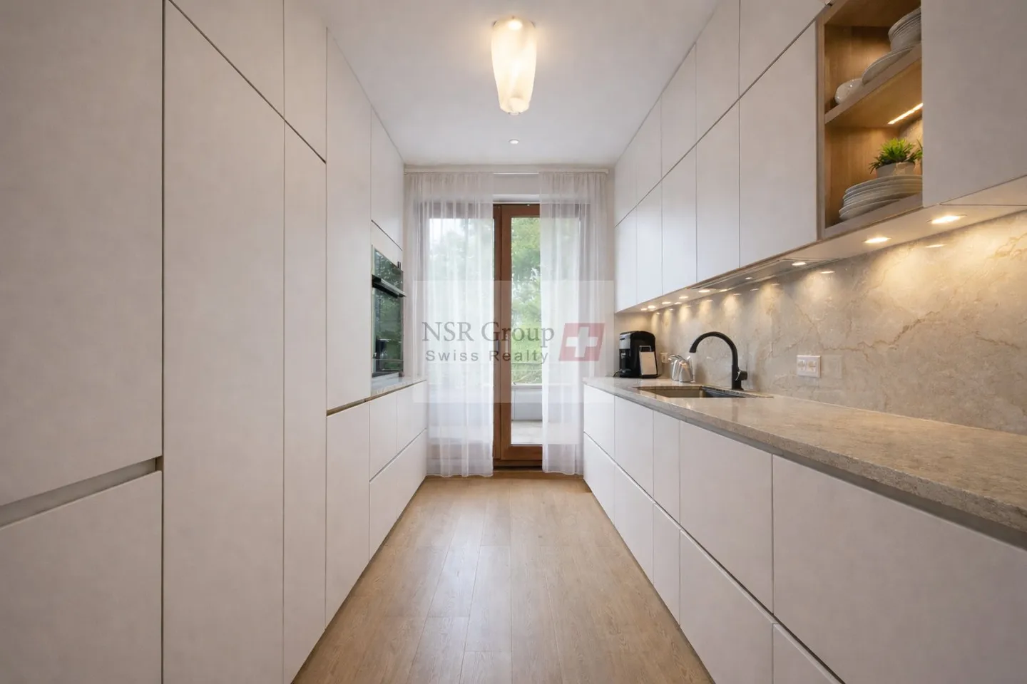 Appartamento straordinario con terrazza spaziosa e vista sul parco - Vendita da parte di un'agenzia immobiliare - Foto 1 di 4