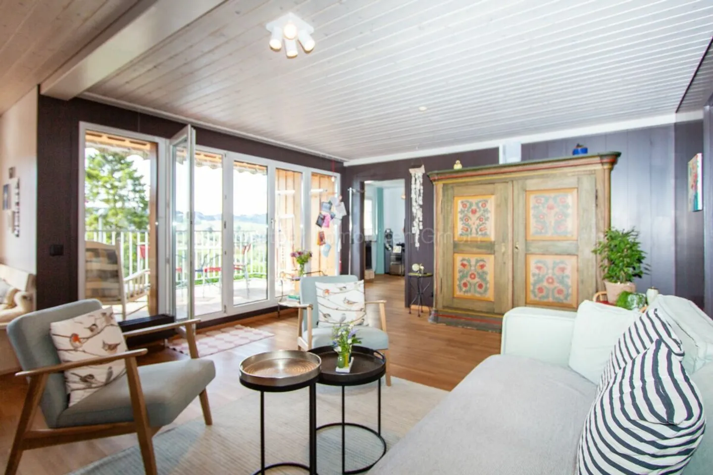 Maison de rangée de 5,5 pièces sur la terrasse ensoleillée d'Appenzell - Photo 4 sur 17