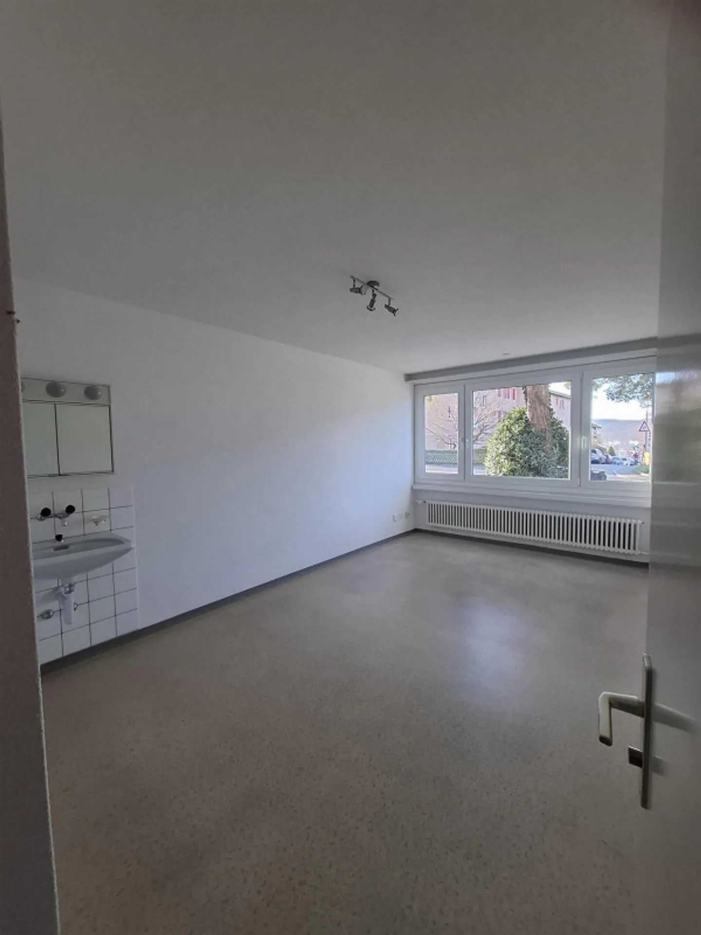 Zürich - Höngg Bureau / Atelier - Photo 1 sur 6