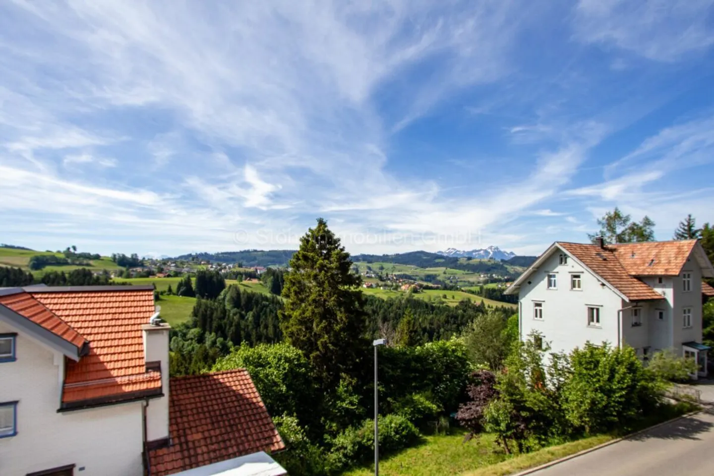 Maison de rangée de 5,5 pièces sur la terrasse ensoleillée d'Appenzell - Photo 17 sur 17