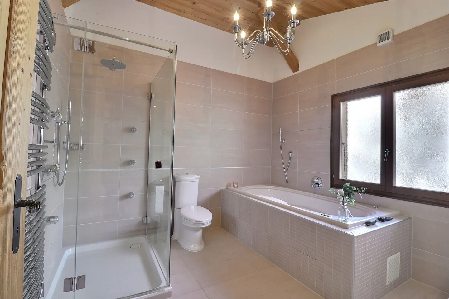 Chalet avec 8 chambres à Villars - Photo 12 sur 28