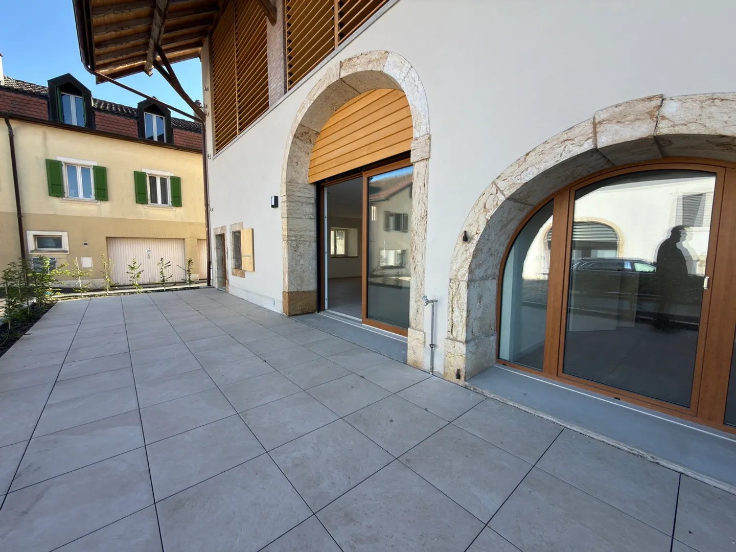 Appartement Charmant avec Terrasse - Photo 1 sur 11