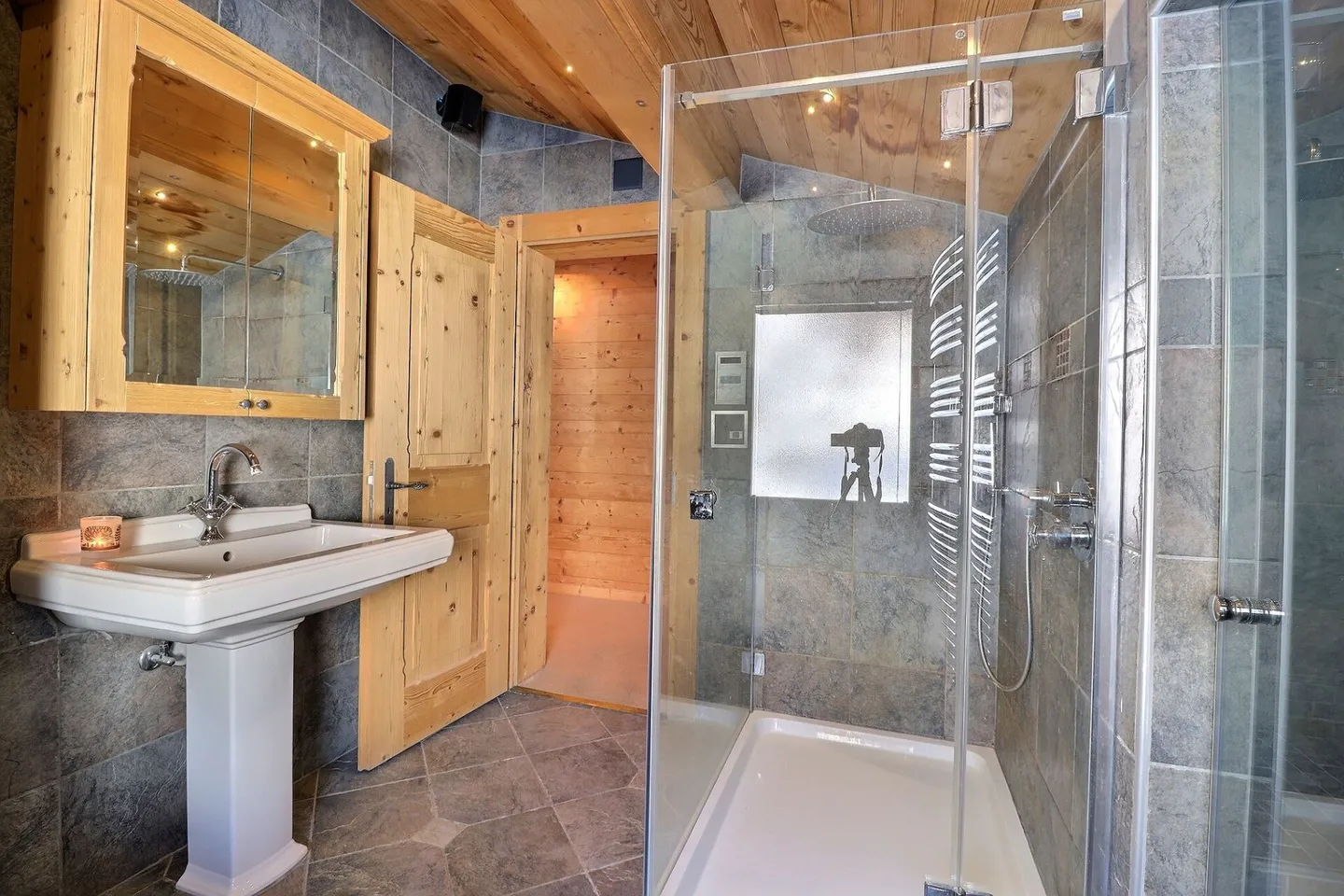 Chalet avec 8 chambres à Villars - Photo 14 sur 28