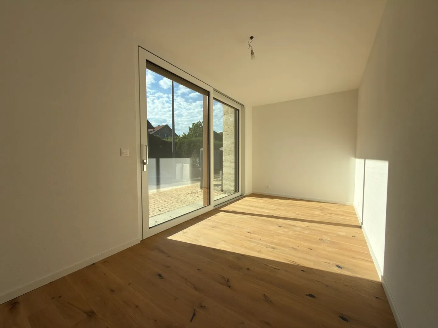 Appartement Charmant avec Terrasse - Photo 6 sur 11