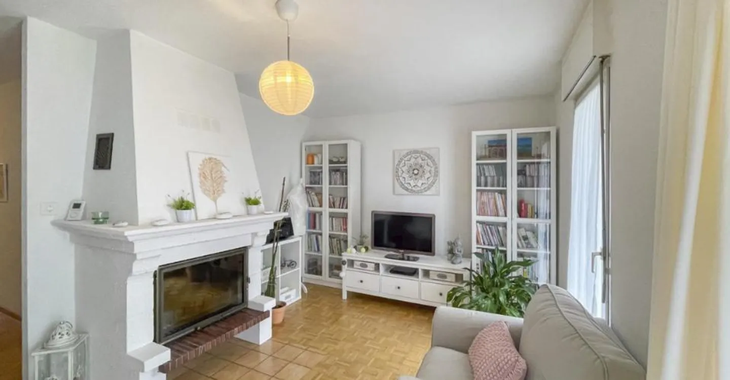 APPARTEMENT 3.5 PIÈCES AVEC BALCON – DÉJÀ LOUÉ, RENDEMENT IMMÉDIAT POUR INVESTISSEUR - Photo 1 sur 12