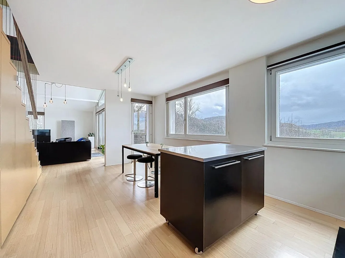 Duplex affascinante con 5,5 stanze! - Foto 4 di 12