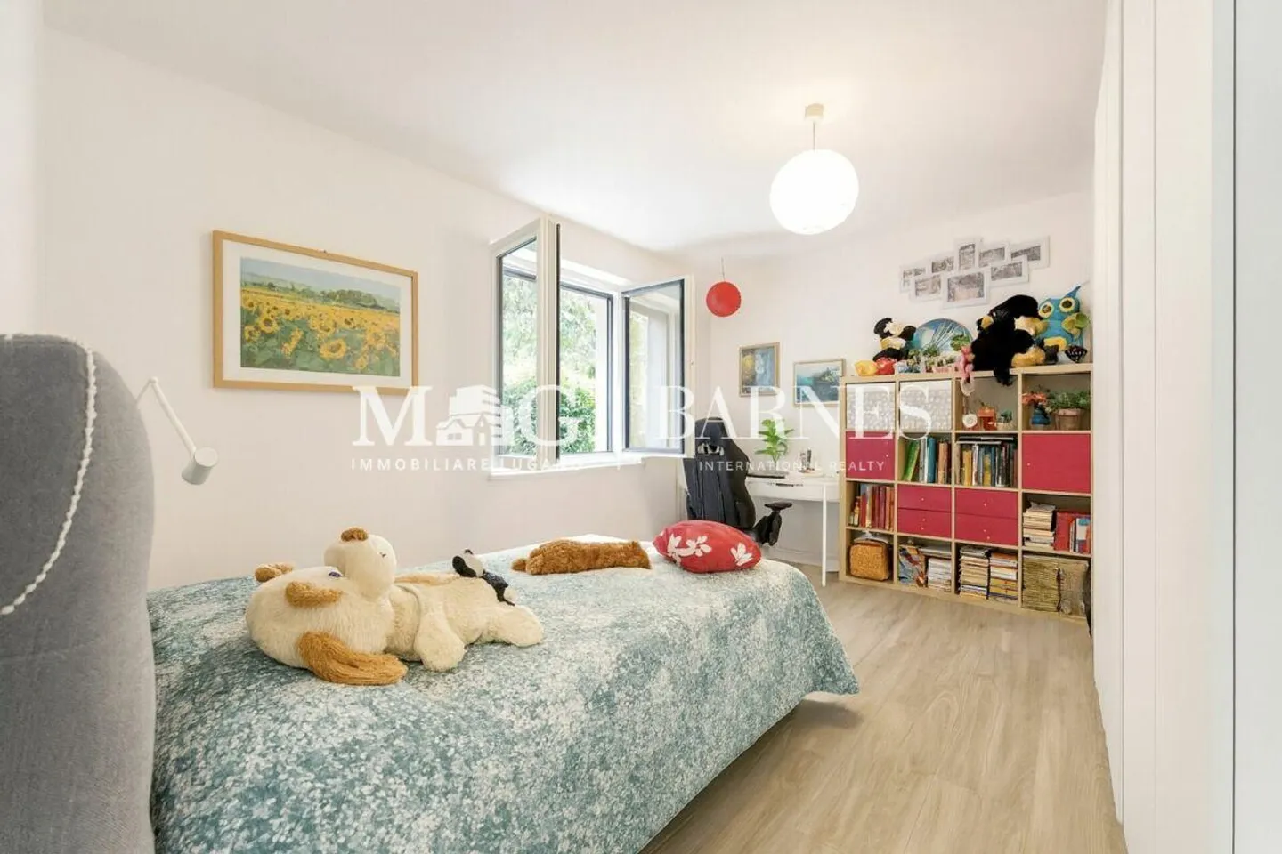 Villa with pool and lake view in Lugano Pregassona - Photo 15 of 15