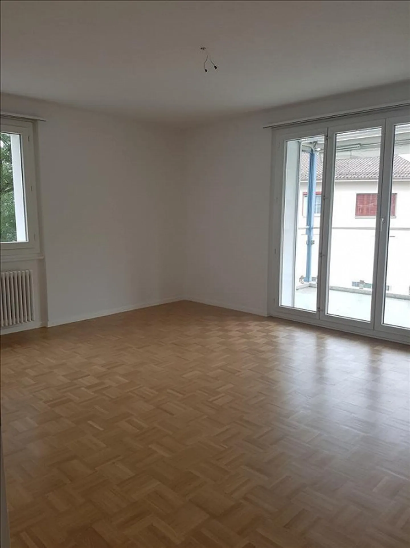 Quiet, sunny location - Photo 3 of 8