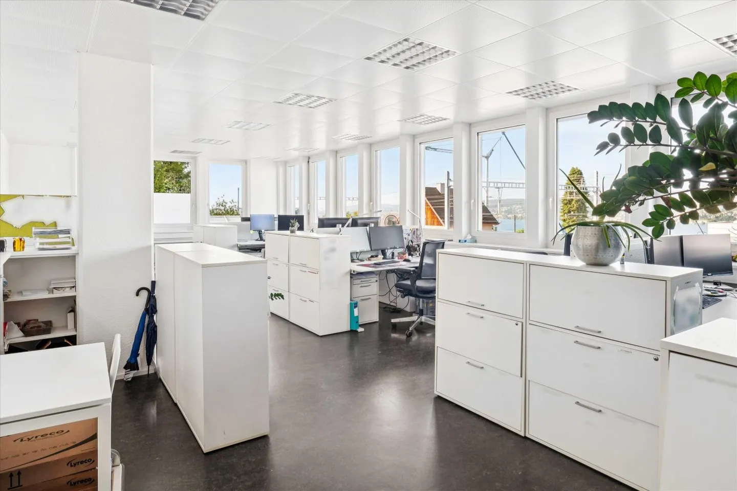 Moderne Bürofläche in Horgen - Foto 7 von 8