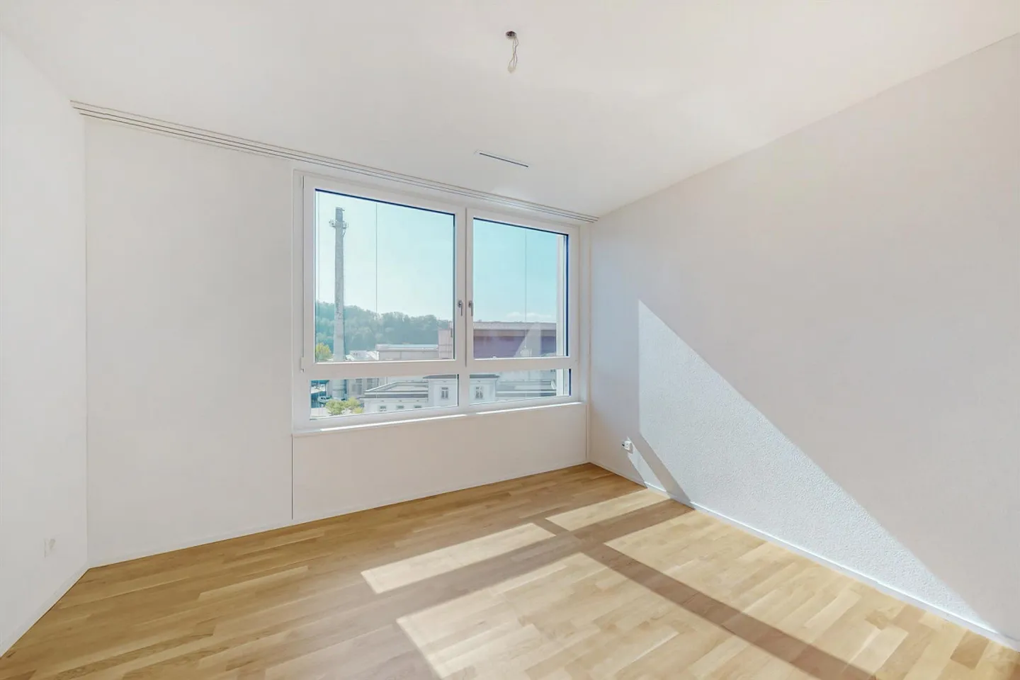 Modern apartment in Neuhausen am Rheinfall - Photo 5 of 9