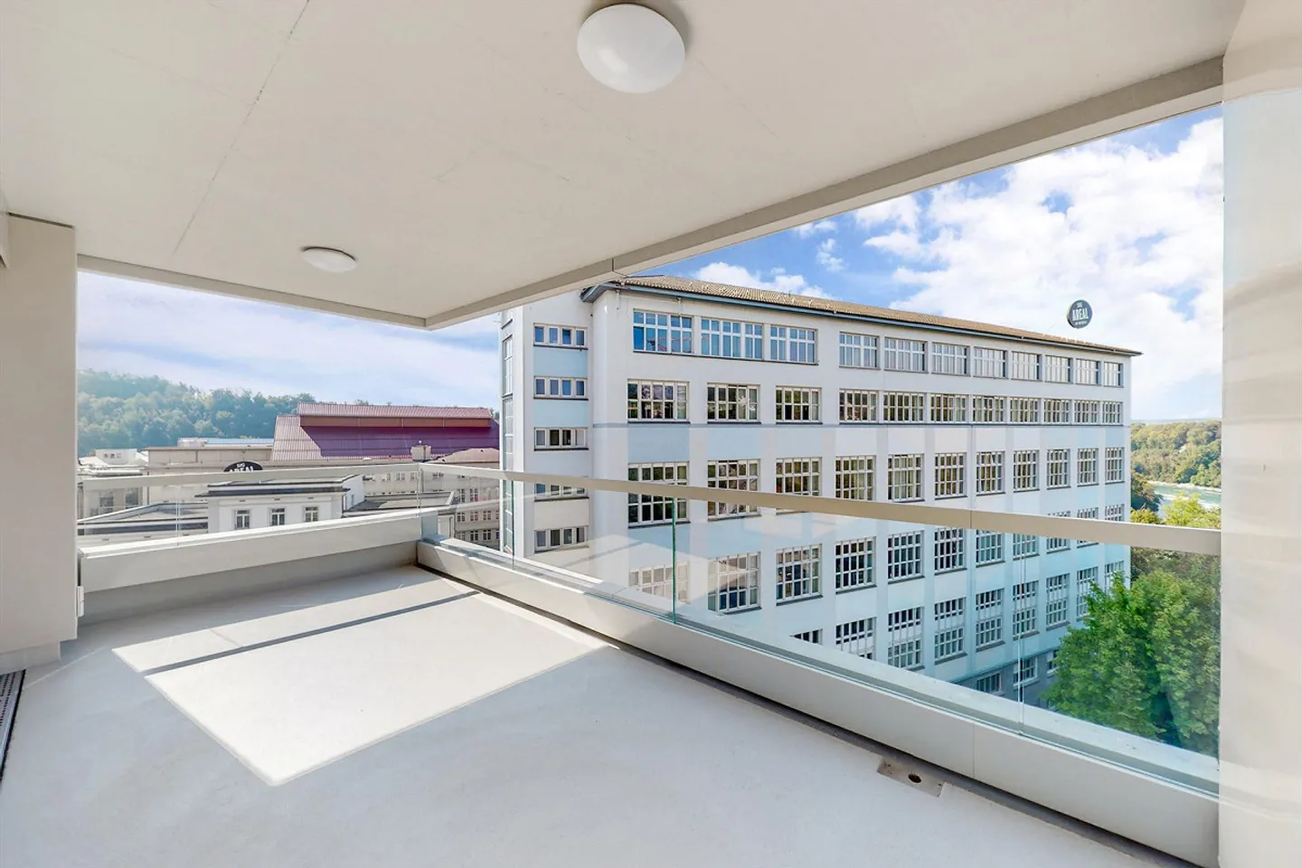 Modern apartment in Neuhausen am Rheinfall - Photo 7 of 9