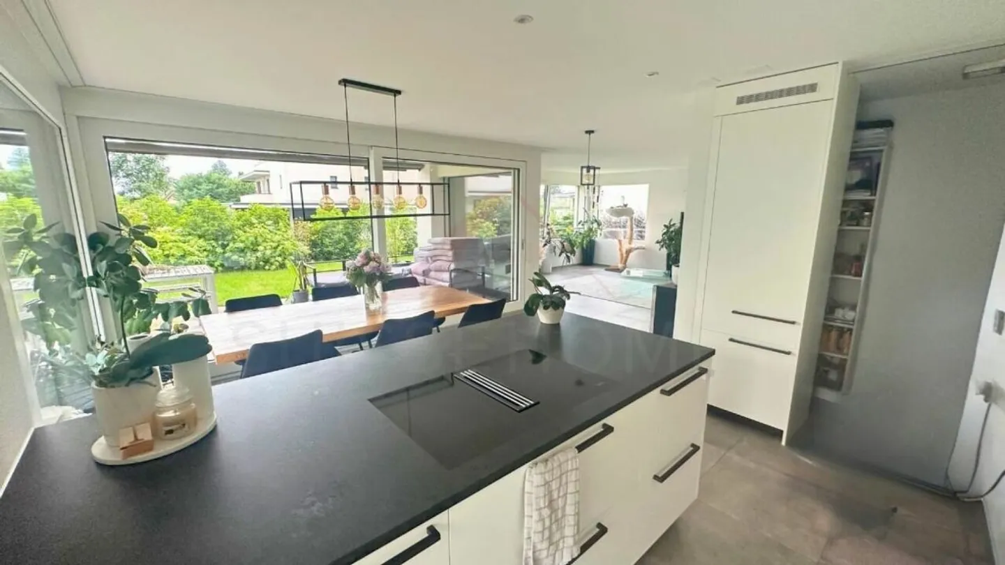 Appartamento - Foto 5 di 10