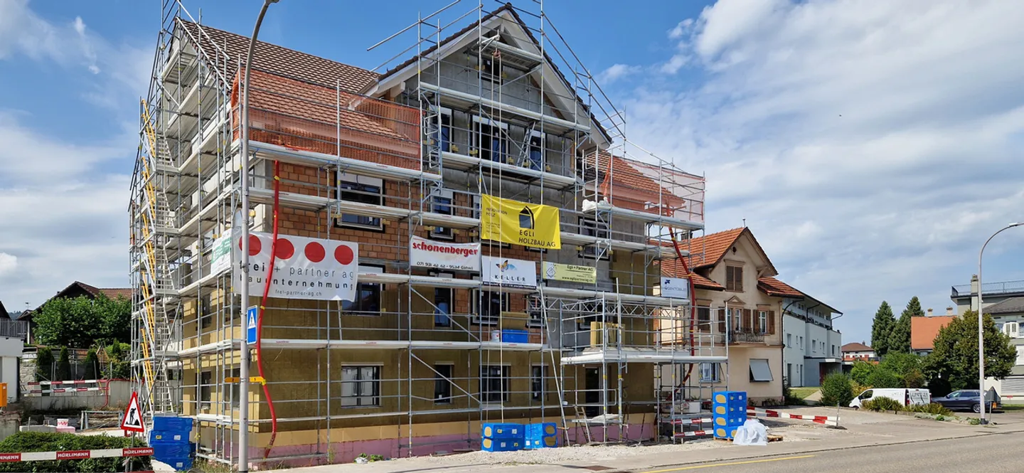 Penthouse apartment in the heart of Bütschwil ideal for couples & families - Photo 3 of 5