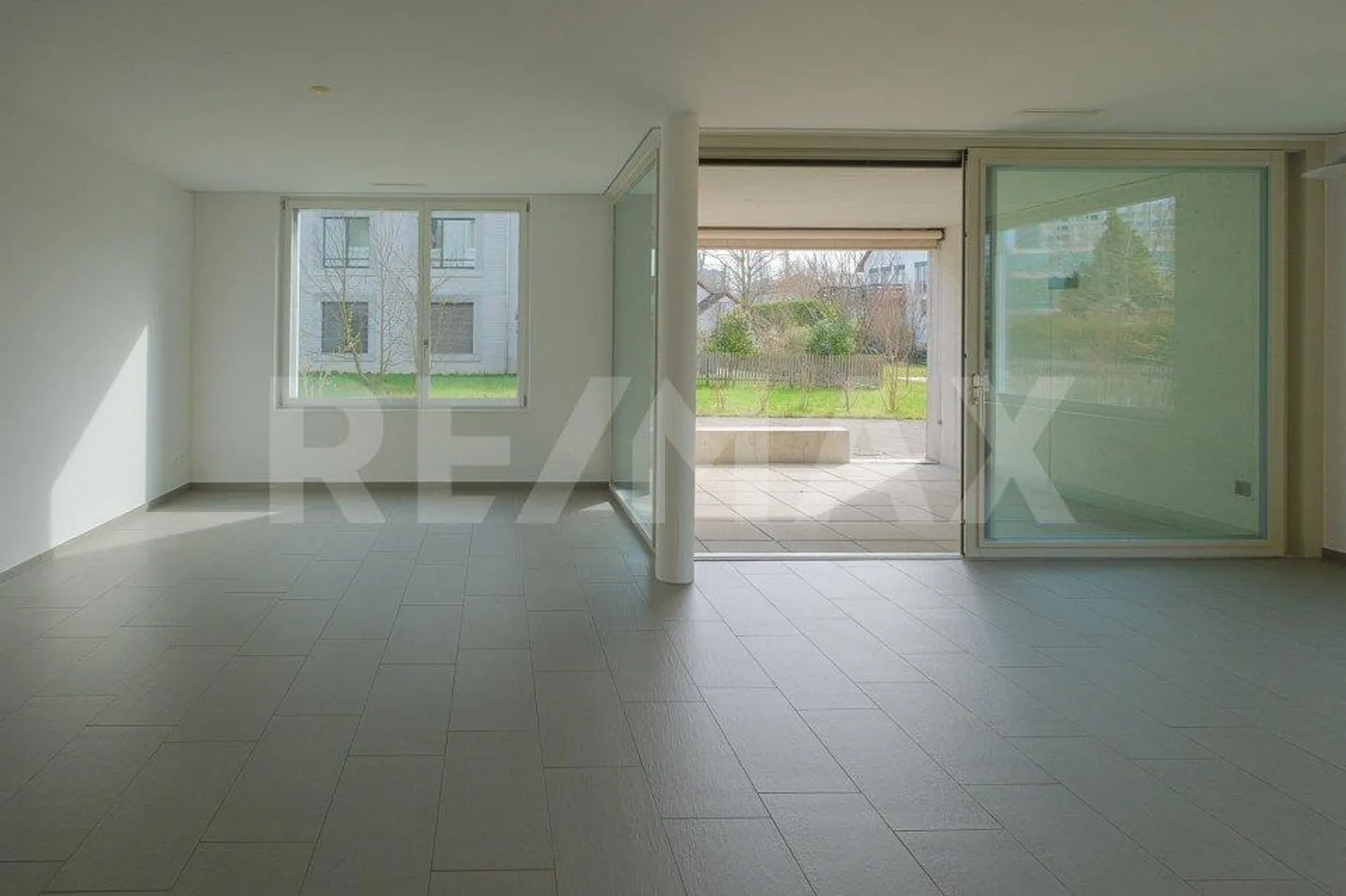 Hell, central and wheelchair accessible - 3.5 room garden apartment - Photo 5 of 11