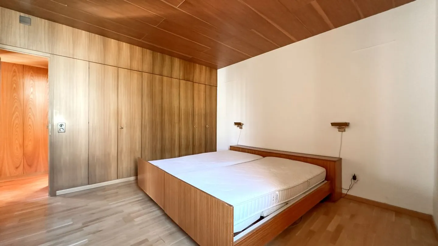 Mixed-Use Building in Monthey - Photo 12 of 13