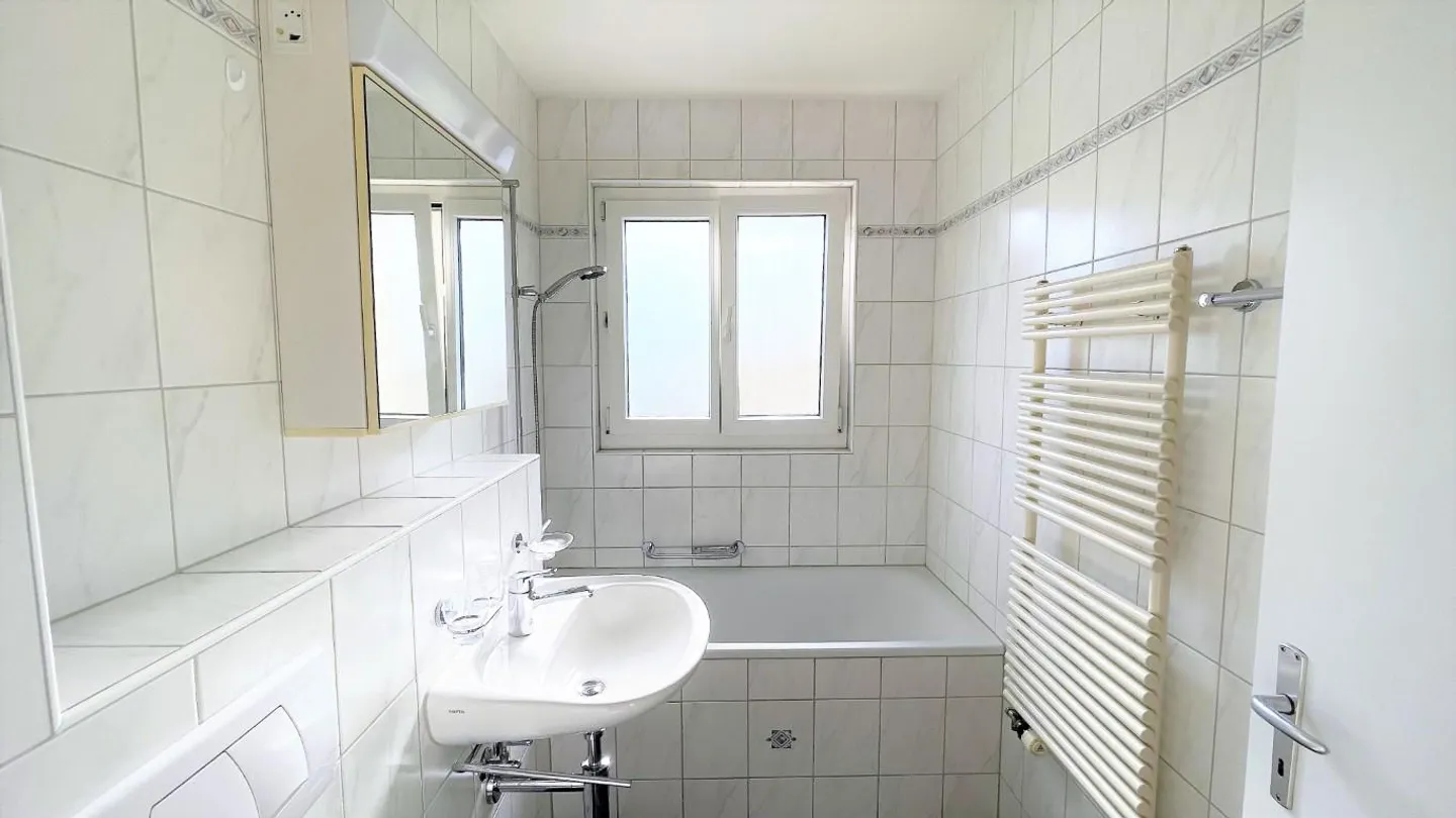 Appartement lumineux avec vue dégagée - Photo 7 sur 9