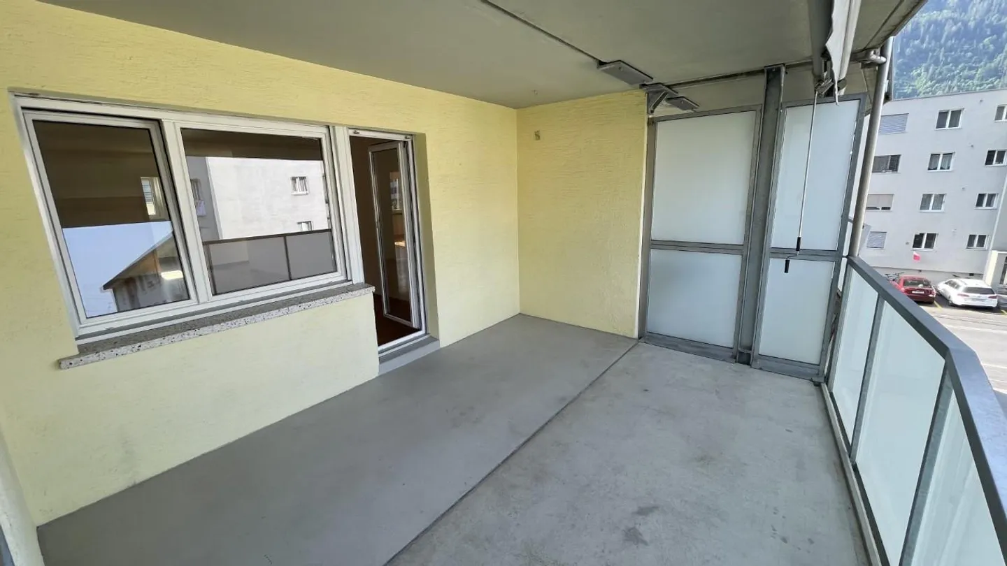 Appartement lumineux avec vue dégagée - Photo 8 sur 9