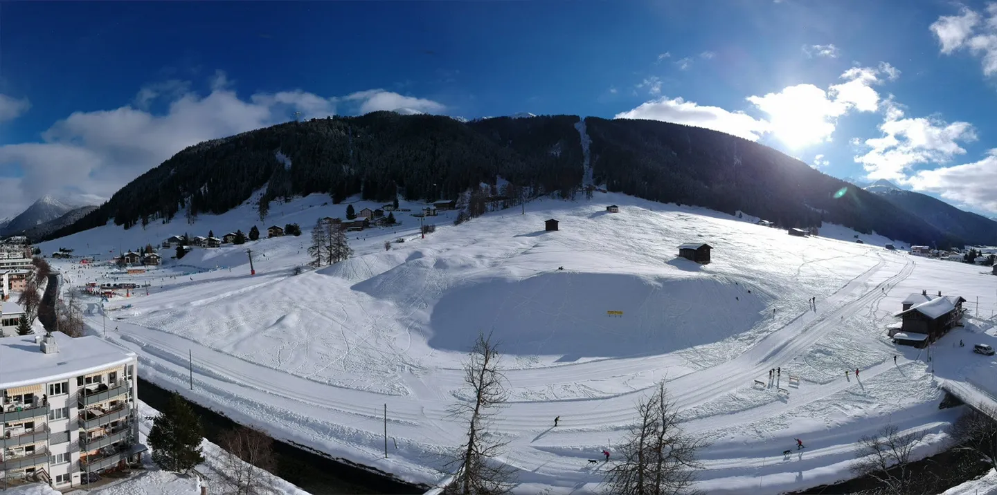 1-Room Apartment Davos - Photo 2 of 7