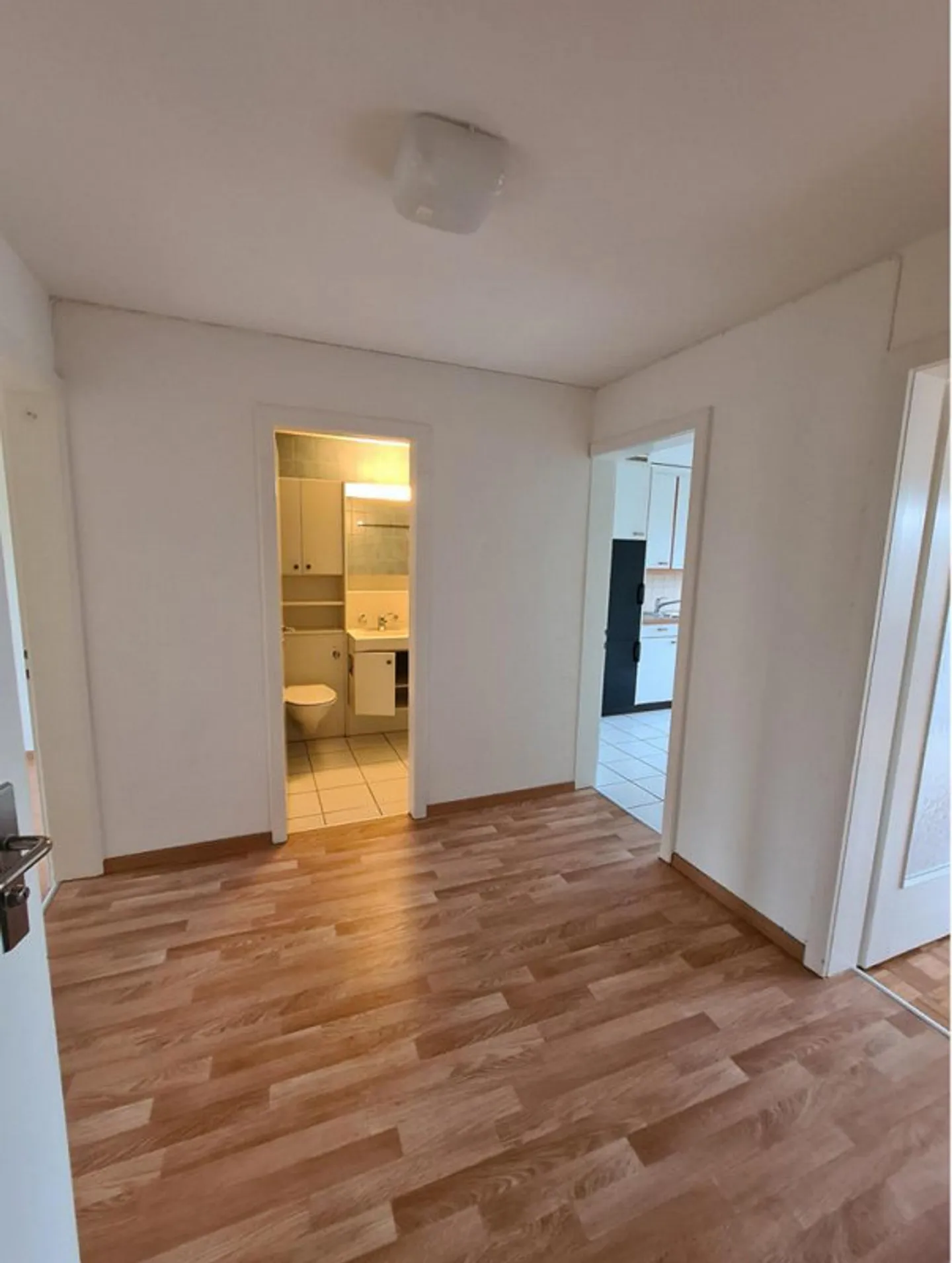 Sonnige, helle Wohnung sucht Mieter! - Foto 5 von 5