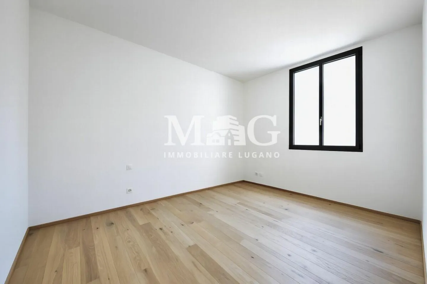 Charme d'epoca e tecnologia moderna: 4.5 locali in palazzo del prim... - Foto 5 di 11