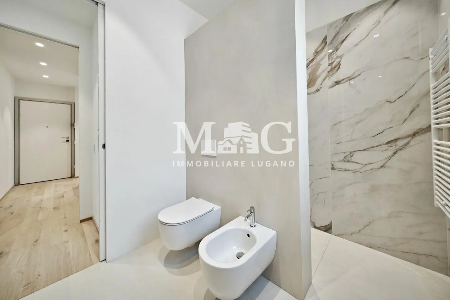 Charme d'epoca e tecnologia moderna: 4.5 locali in palazzo del prim... - Foto 9 di 11