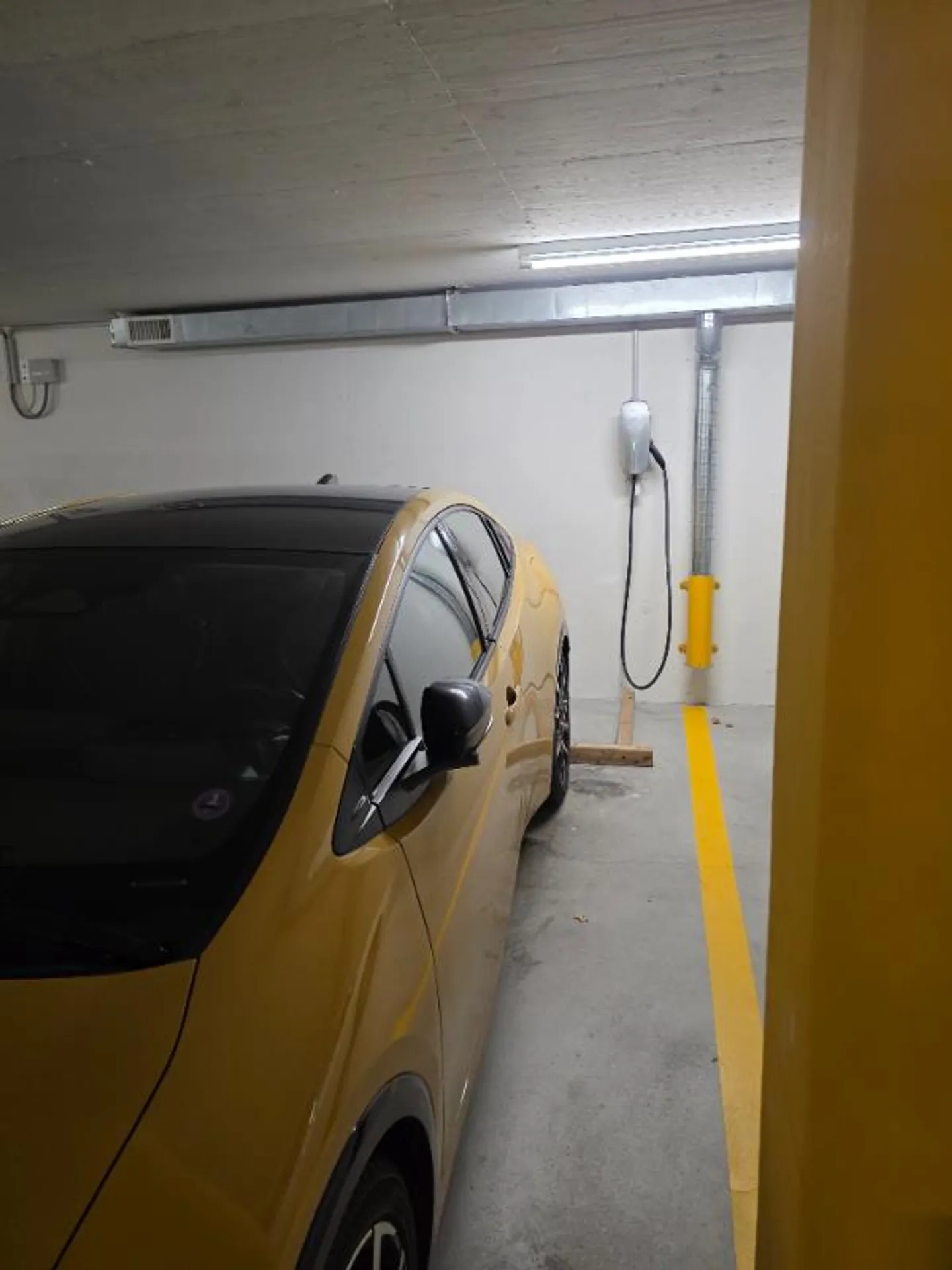 Parplatz in Tiefgarage - Foto 2 von 2