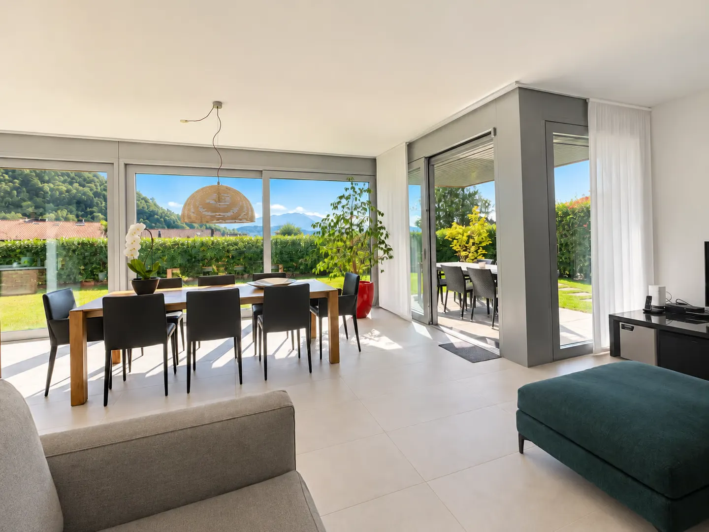 À vendre : Charmante maison unifamiliale de 6,5 pièces à Bedano - Photo 8 sur 26