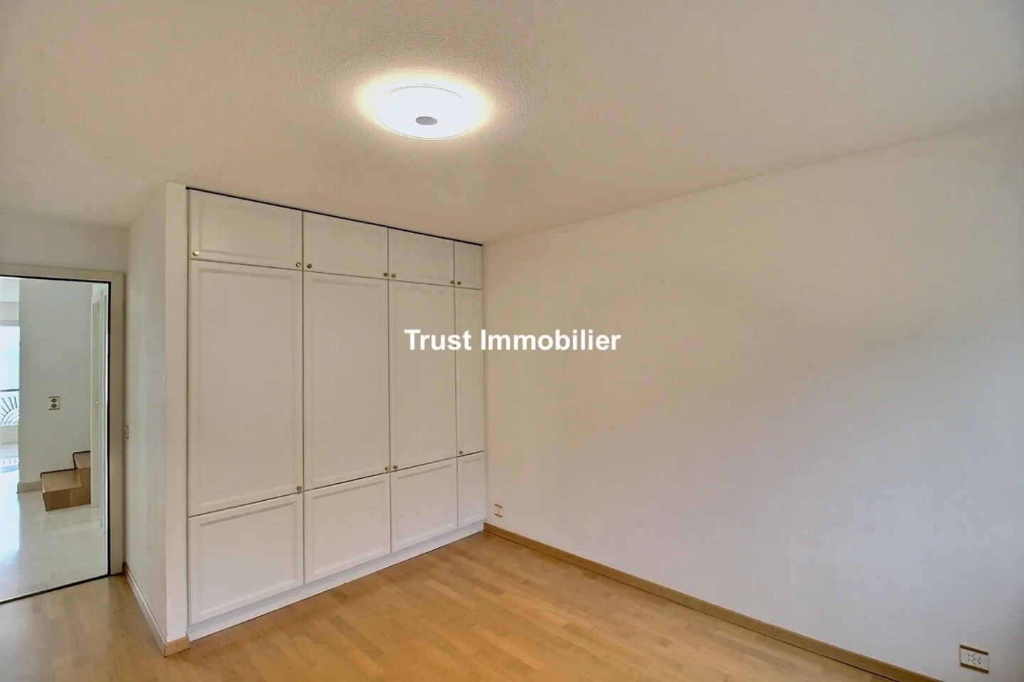 5005. Duplex penthouse apartment with stunning views in Villeneuve - Photo 19 of 23