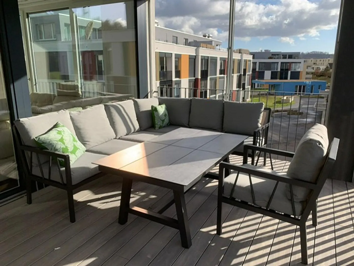 Modern 5.5-room apartment in a quiet location in Staufen - Photo 8 of 11