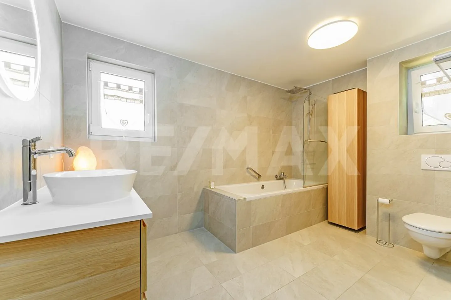 Wie ein Haus: wunderschöne Duplexwohnung mit 164 m² und privatem Garten - Foto 12 von 13