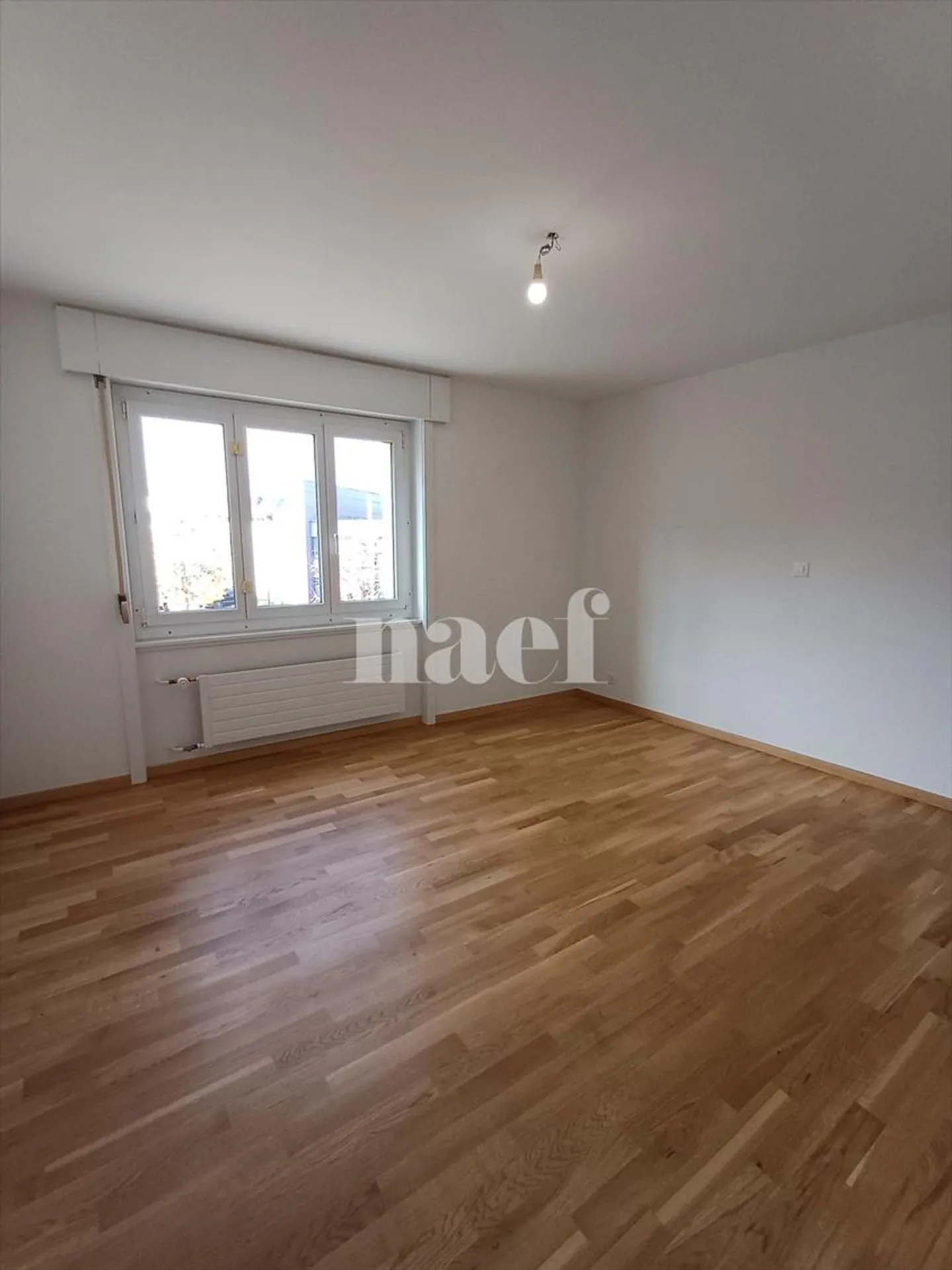 Bel appartement entièrement rénové - Photo 8 sur 9