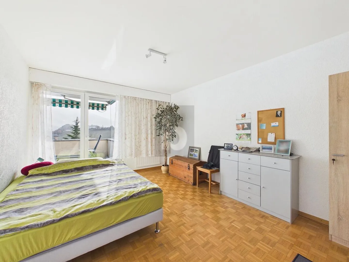 Appartement Charmant avec Vue sur Vignobles - Photo 4 sur 6