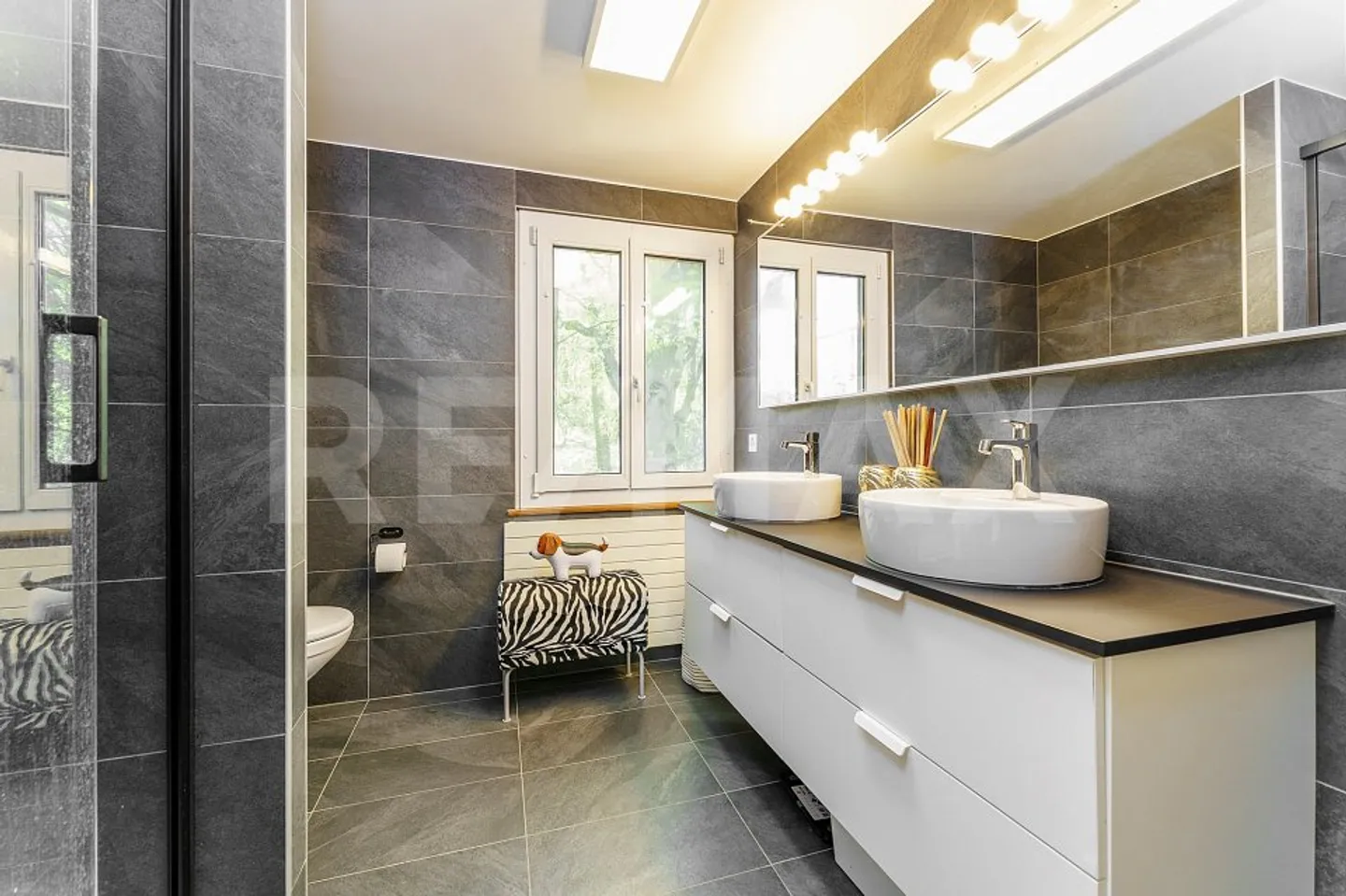 Wie ein Haus: wunderschöne Duplexwohnung mit 164 m² und privatem Garten - Foto 11 von 13