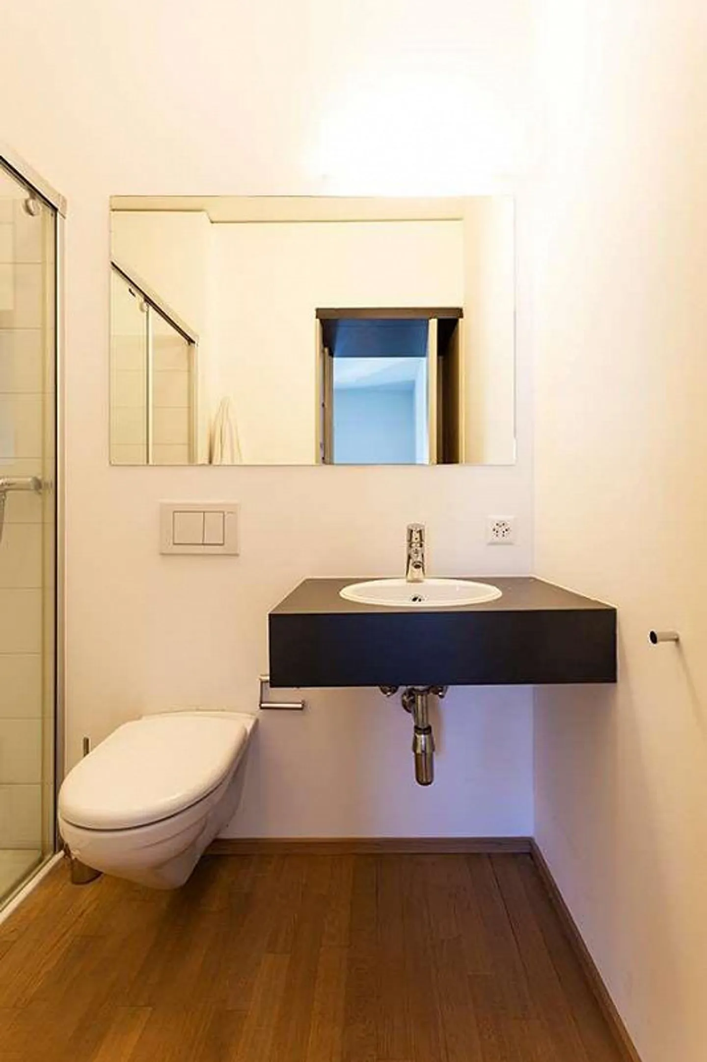 Rif. 2646 Lugano ampio monolocale arredato - Foto 8 di 8