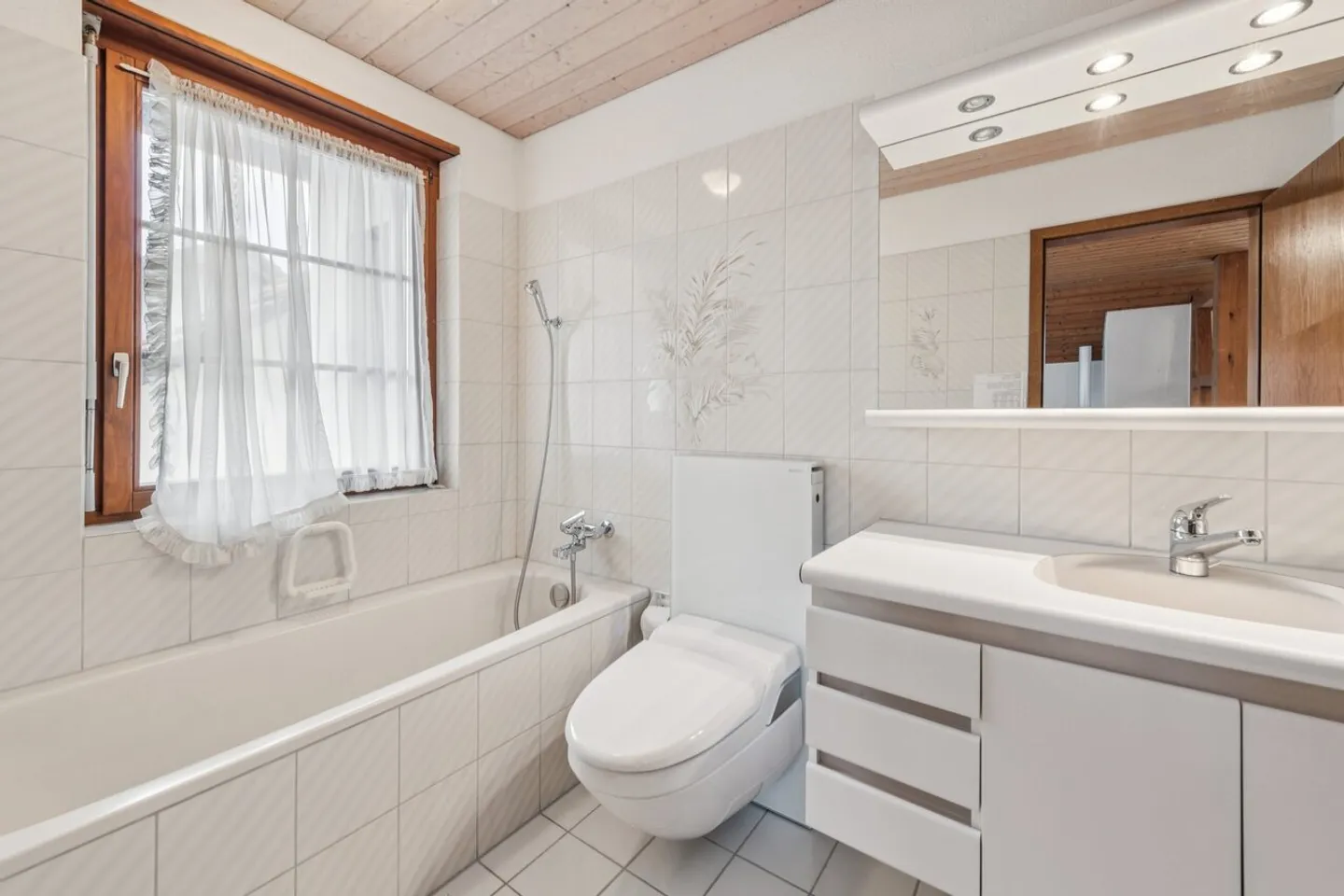 Maison familiale spacieuse - Photo 8 sur 11