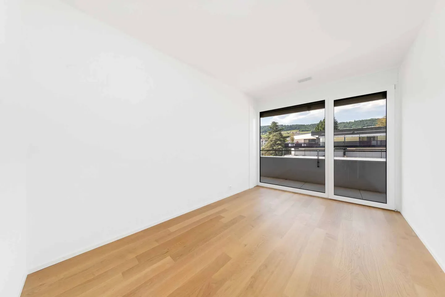 Lussuoso appartamento di 4,5 stanze con balcone coperto - Foto 6 di 13