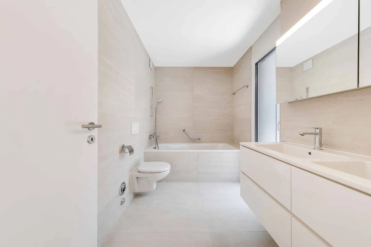 Lussuoso appartamento di 4,5 stanze con balcone coperto - Foto 7 di 13