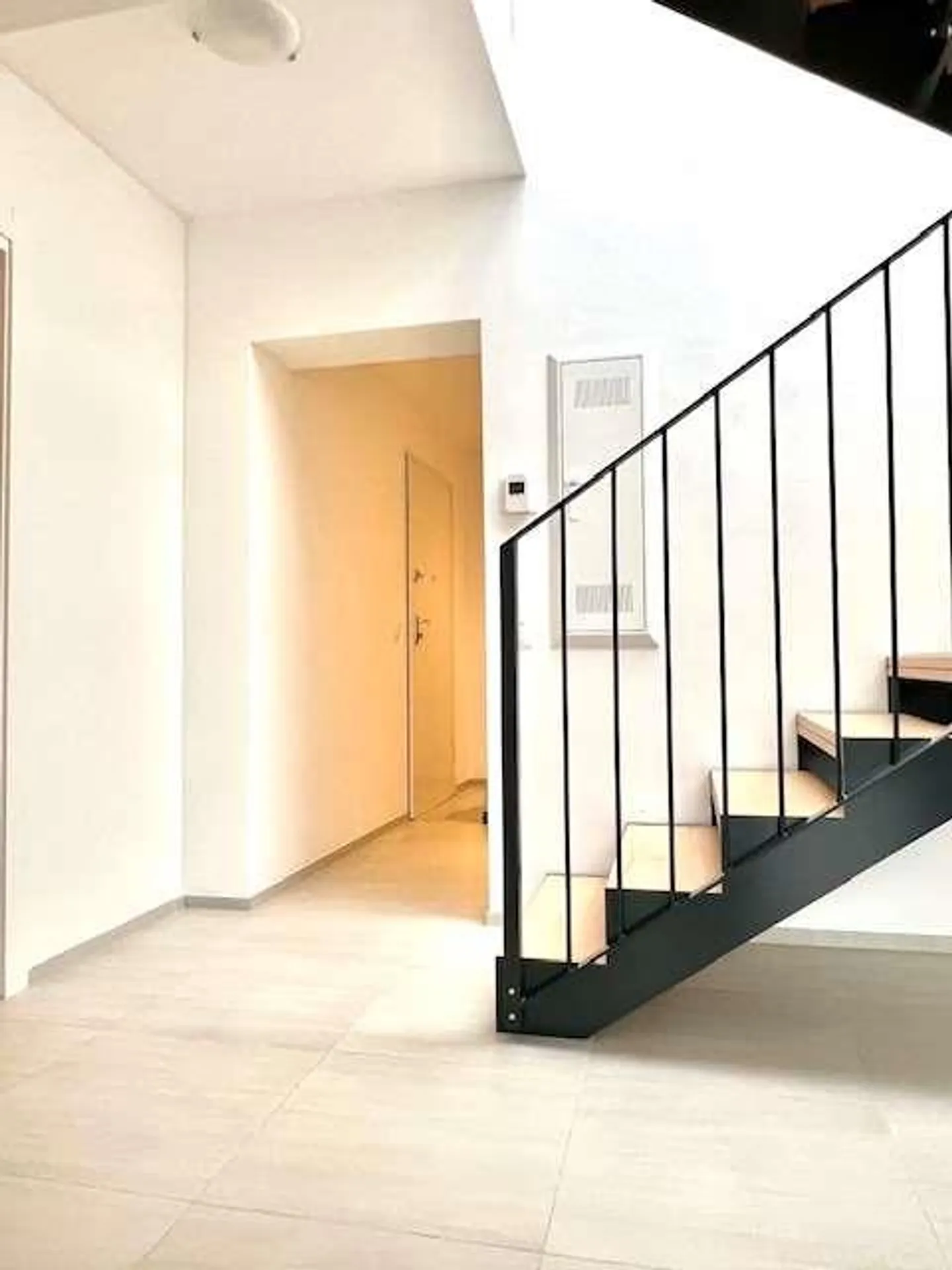 New apartment with roof garden also furnished - Photo 5 of 13