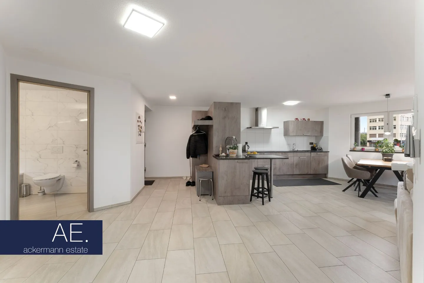 Modern Multi-Family House with Sustainable Building Standards - Photo 3 of 8