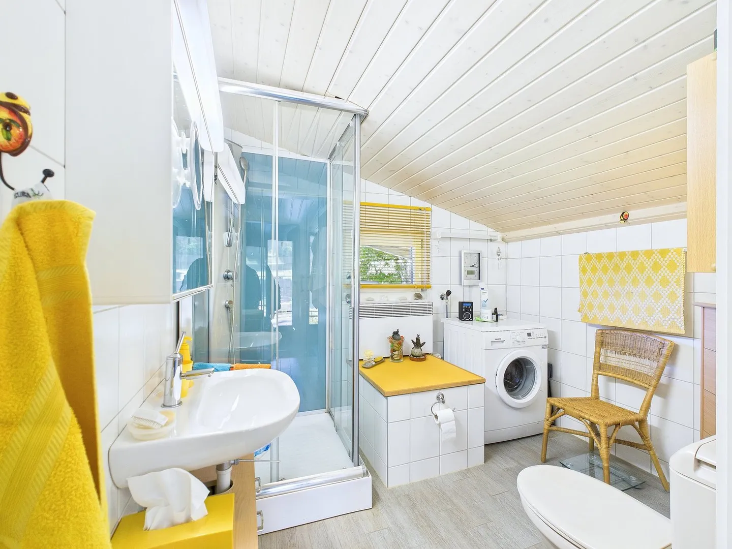 Chalet confortable avec garage et abri - Photo 9 sur 14