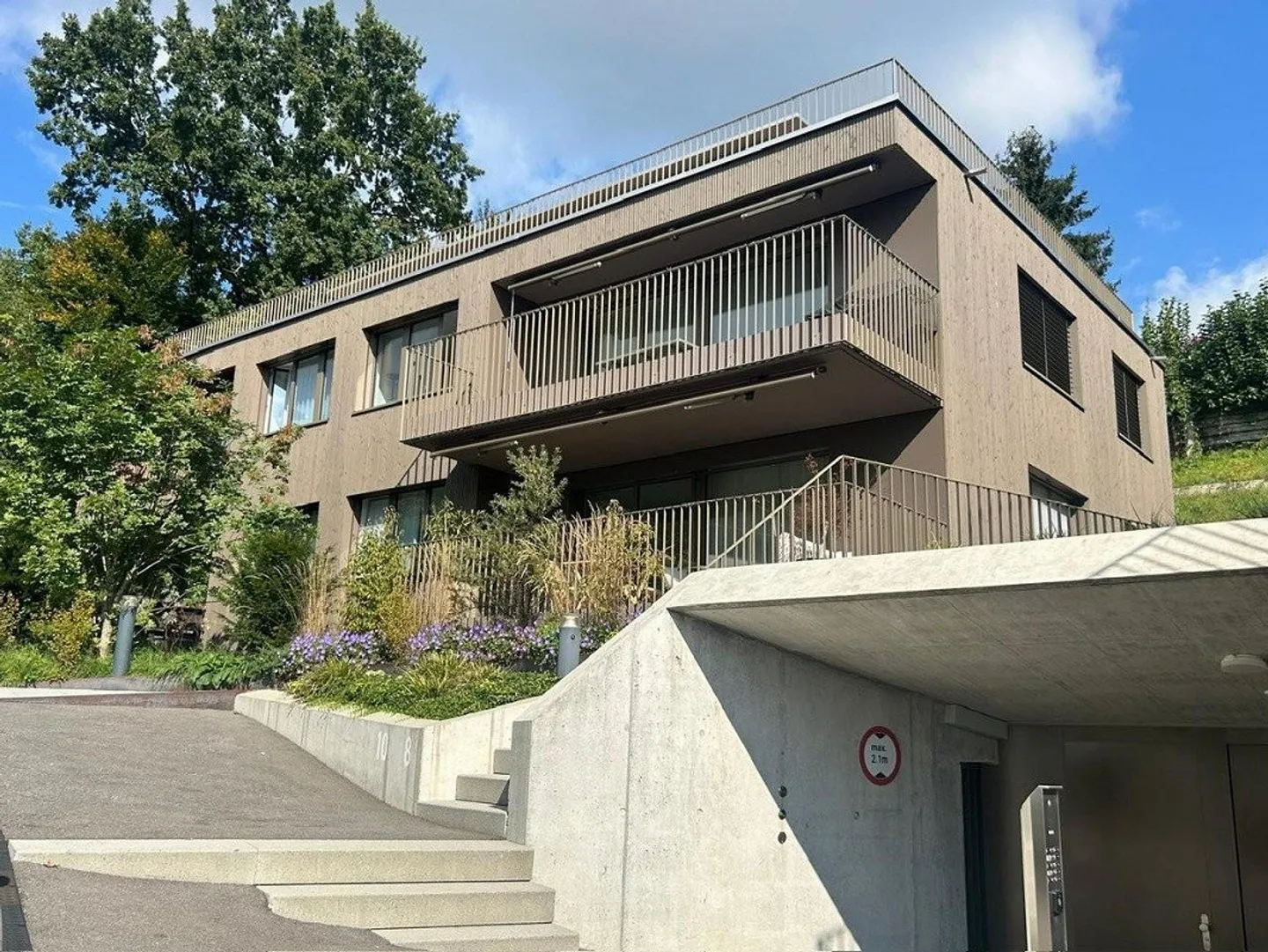 Trasferirsi e sentirsi bene: appartamento elegante di 3,5 stanze con balcone - Foto 1 di 6