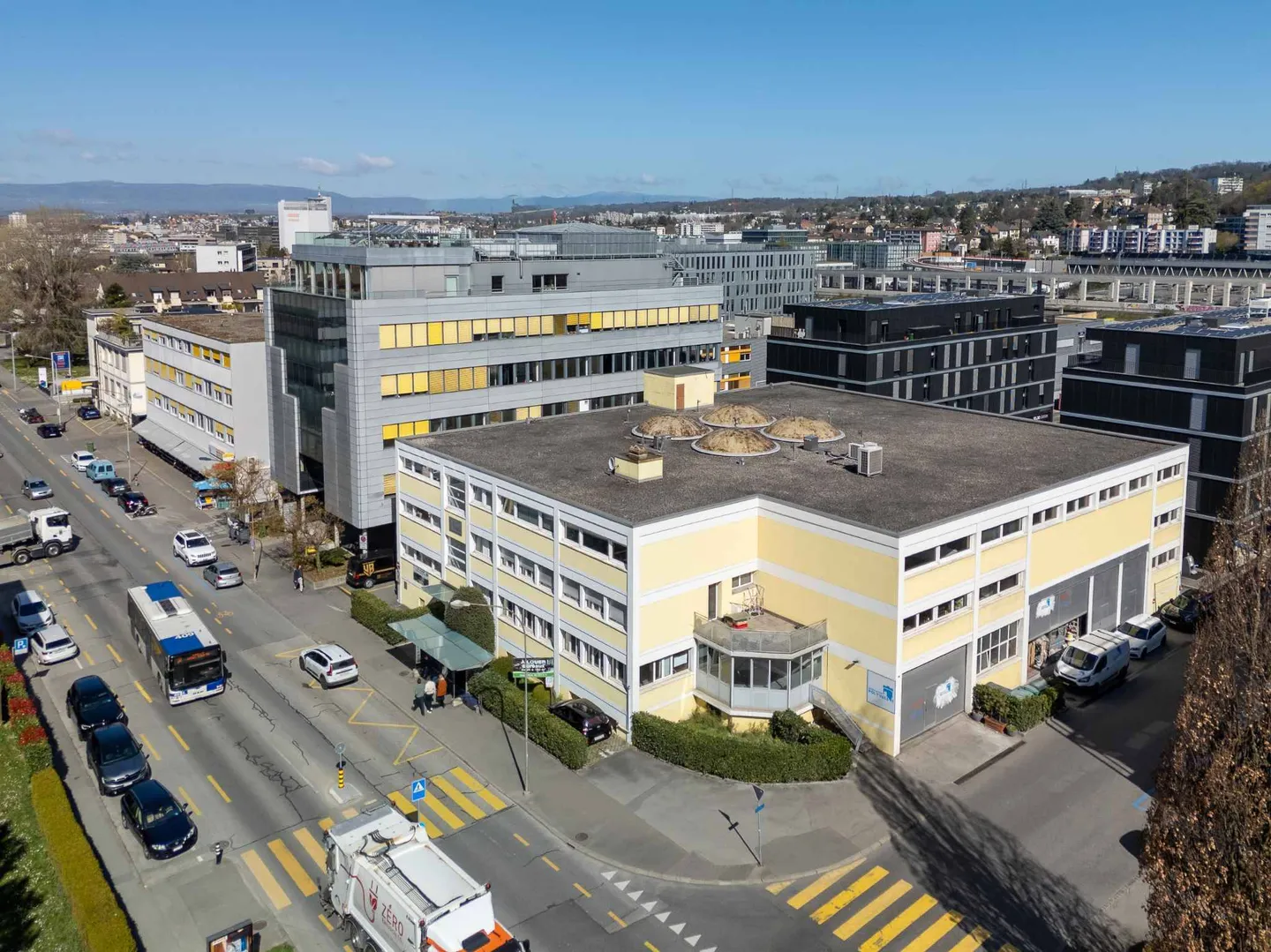 Spazio Commerciale al Chêne - Foto 1 di 5