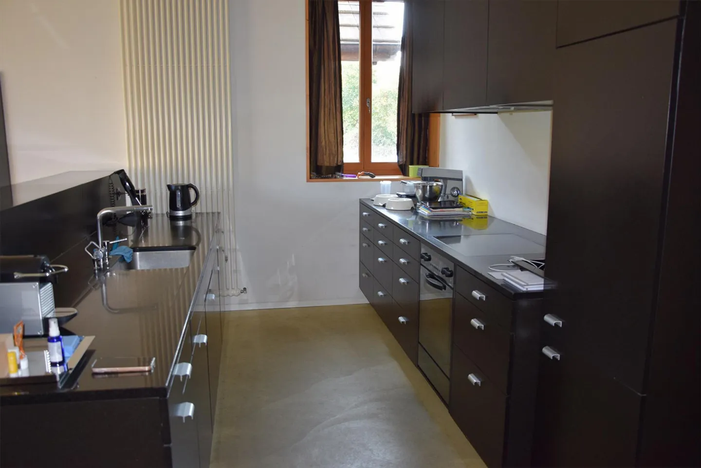 Merveille écologique de l'espace avec carport/bâtiment annexe - Photo 10 sur 18