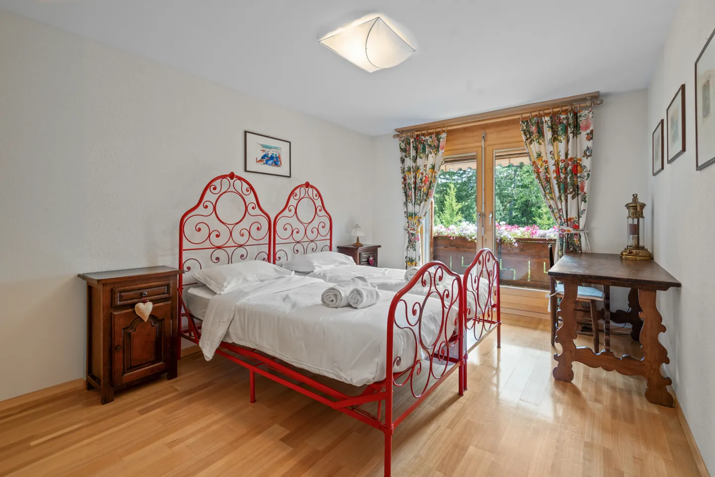 Spacious 4-bedroom apartment in the center of Crans and golf - Photo 9 of 10