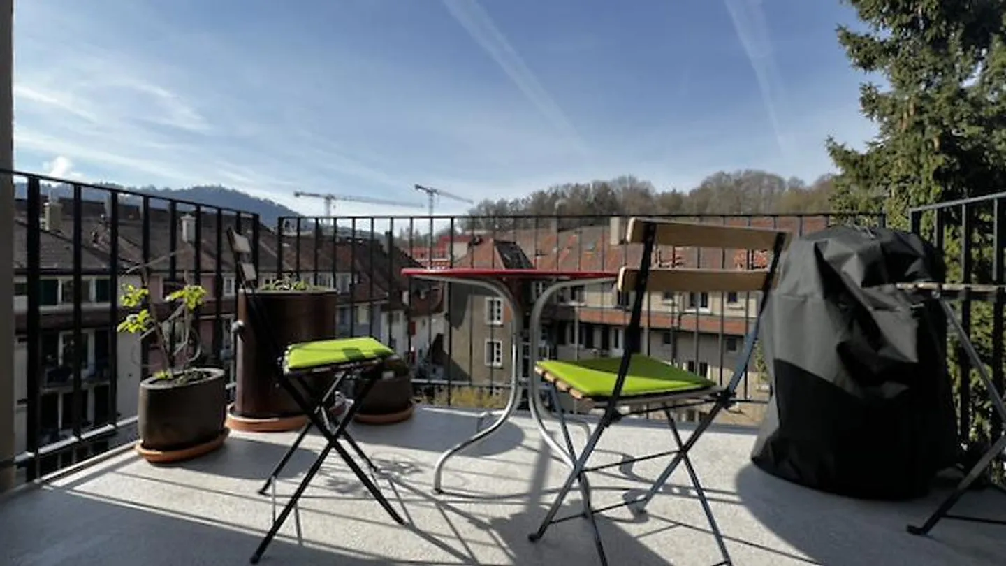 Stylish apartment near Bern main station - Photo 8 of 10