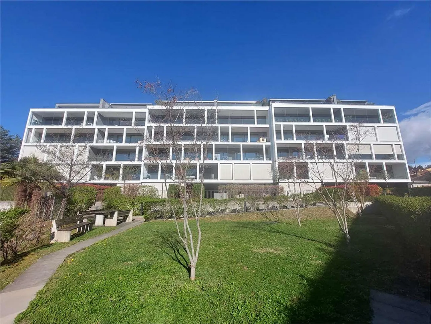 2363_Massagno, appartamento di 4,5 locali con vista lago - Foto 2 di 13