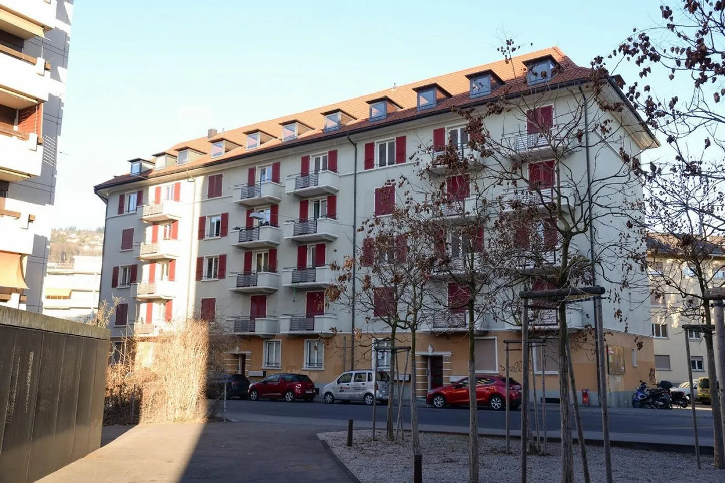 1. Affitto netto in omaggio: Appartamento moderno in posizione centrale a Biel - Foto 13 di 13