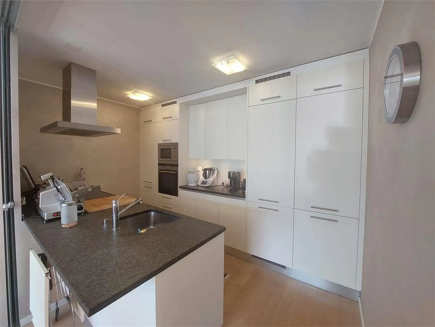 2363_Massagno, appartamento di 4,5 locali con vista lago - Foto 4 di 13