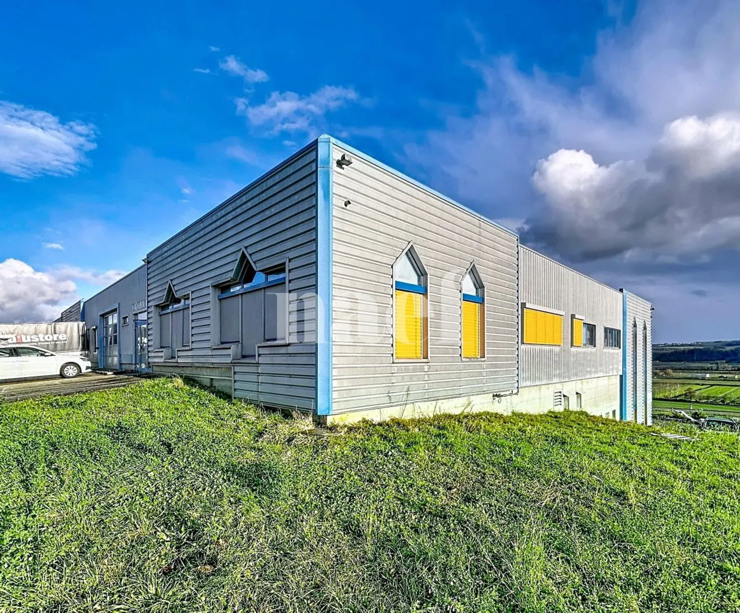 Commerce - Photo 1 sur 7