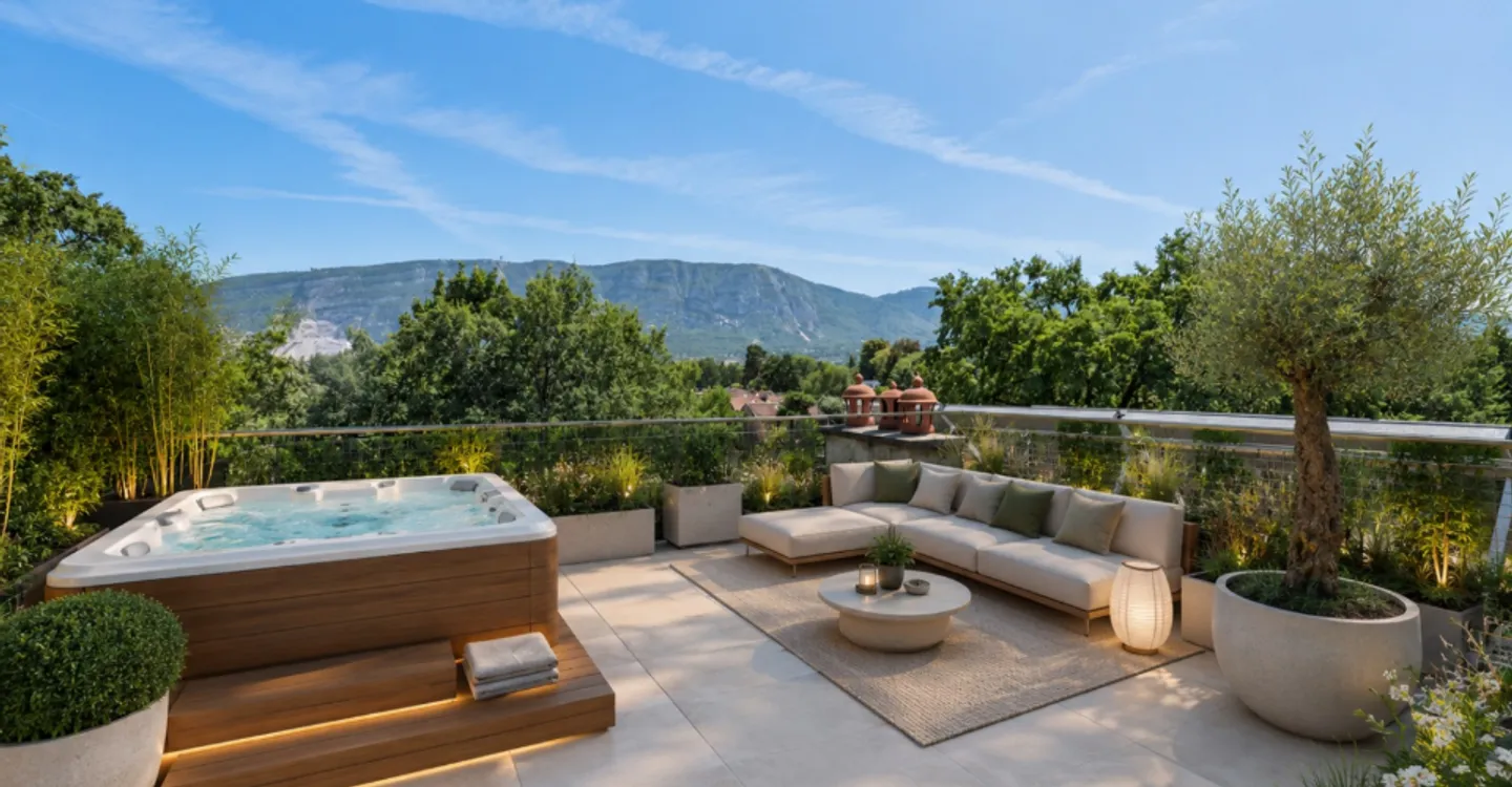 Character penthouse with panoramic terrace in a mansion - Photo 1 of 7